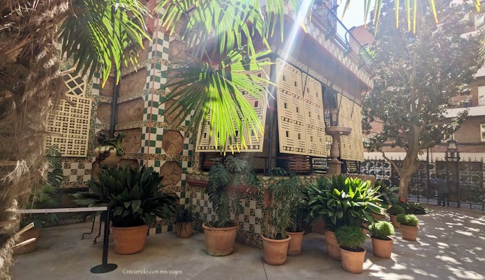 Casa Vicens primer edificio de Gaudí